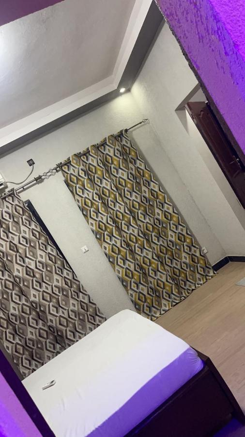Hotel Residence Aicha Tambacounda Exterior photo