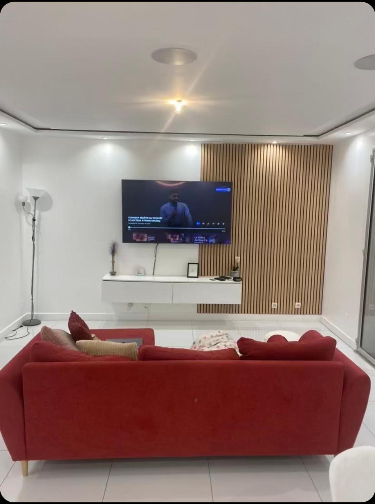 Hotel Residence Aicha Tambacounda Exterior photo